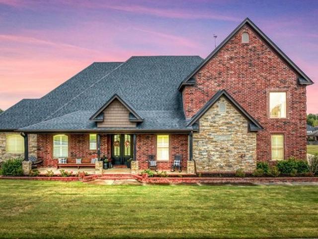 House for sale in Ark