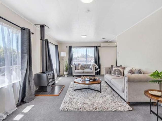 House for sale in Waiuku
