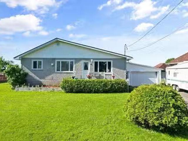 House for sale in Roussillon, Quebec