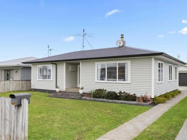 House for rent in Awhitu, Oroua County