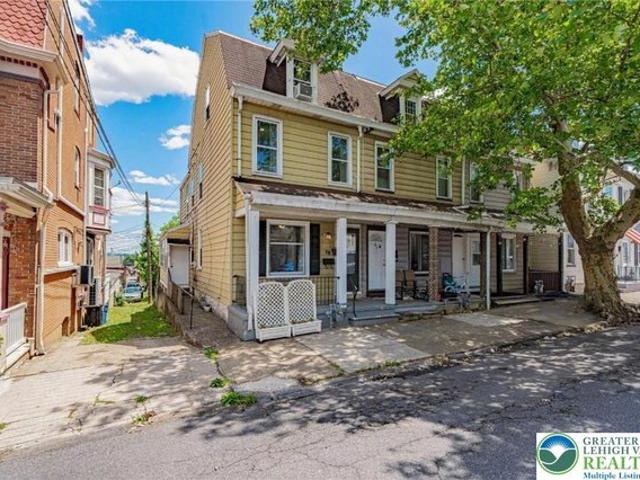 Townhouse for sale in Easton, Pennsylvania
