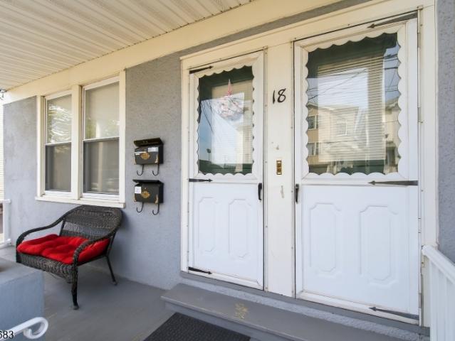 House for sale in Union Square, Elizabeth