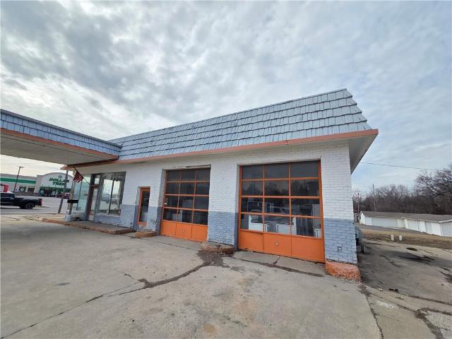 Commercial for sale in Bates, Missouri