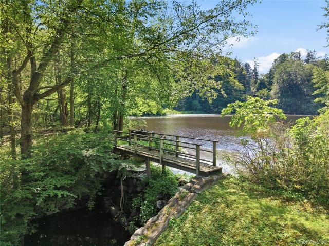 House for sale in Pound Ridge, New York
