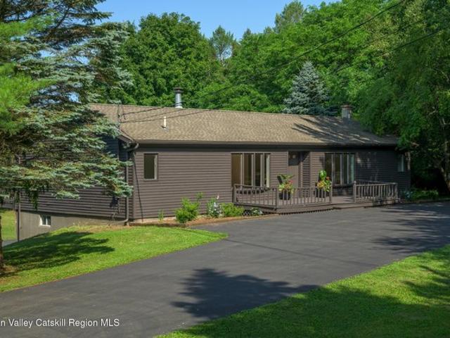 House for sale in Hudson, New York