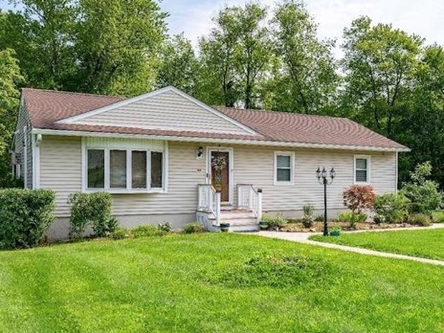 House for sale in Wappingers Falls, New York