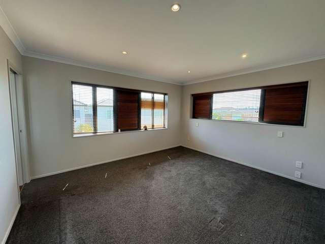 House for rent in Howick, Oroua County