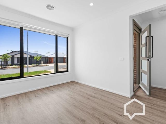 House for rent in Huntly, Victoria