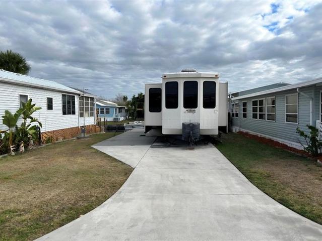 House for sale in Okeechobee, Florida