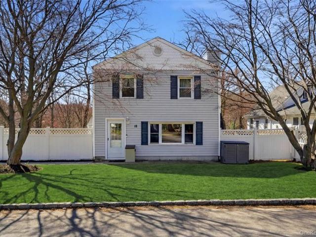 House for sale in Centereach, New York