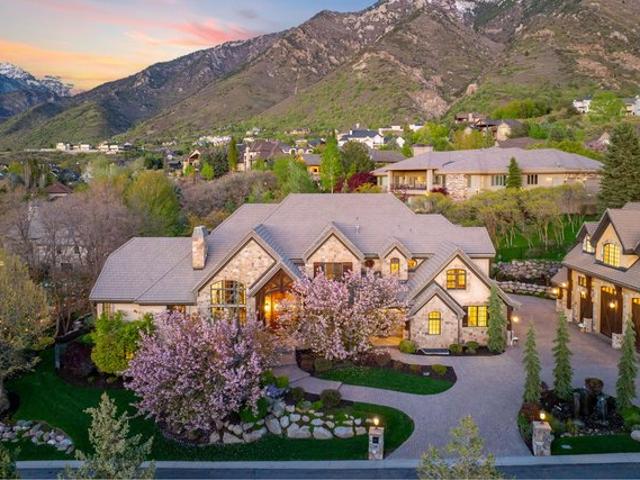 House for sale in Sandy, Utah