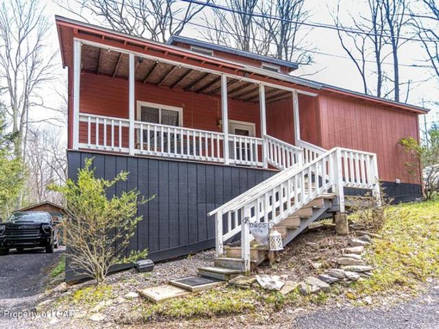 House for sale in Harveys Lake, Pennsylvania