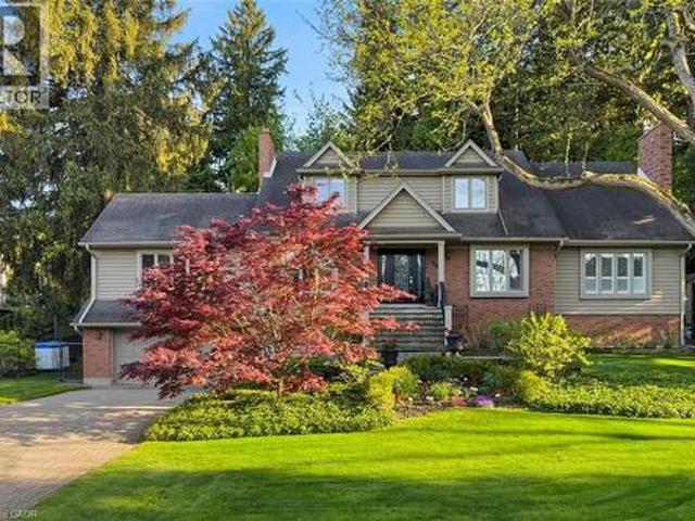House for sale in Ancaster, Ontario