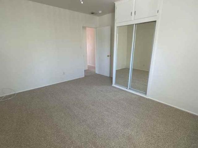 Apartment for rent in South Park, Los Angeles