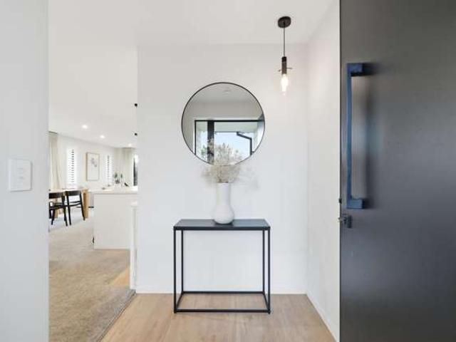 House for sale in Chaslands, Canterbury