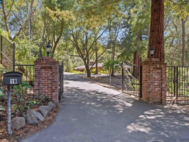House for sale in Orinda, California