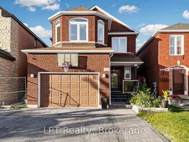 House for sale in Applecroft, Ajax