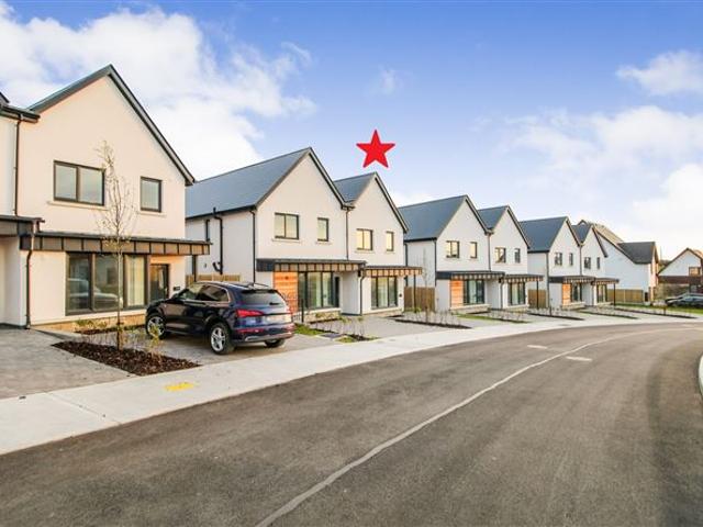House for sale in Carrick-on-shannon