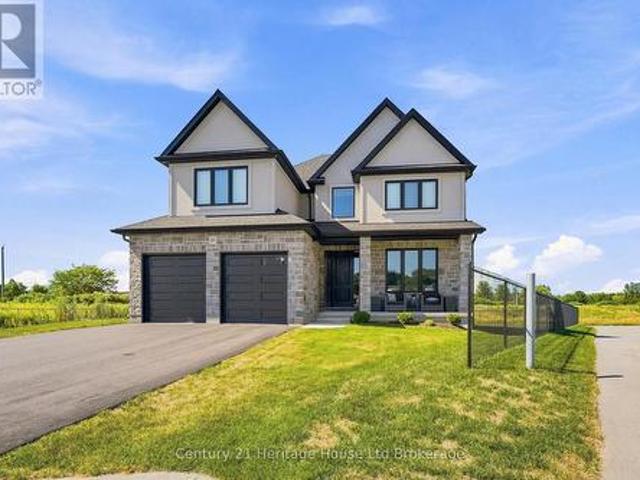 House for sale in Tillsonburg, Southwestern Ontario