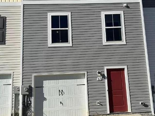Townhouse for rent in Hedgesville