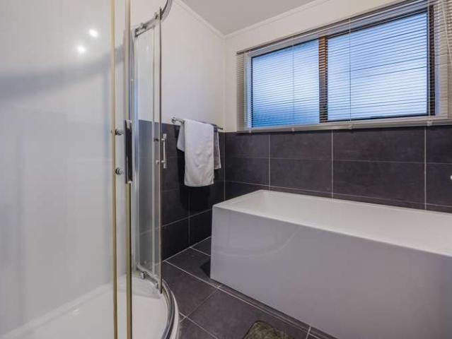 House for sale in Papakura