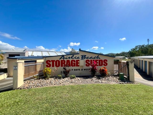 Warehouse for rent in Cannonvale, Queensland