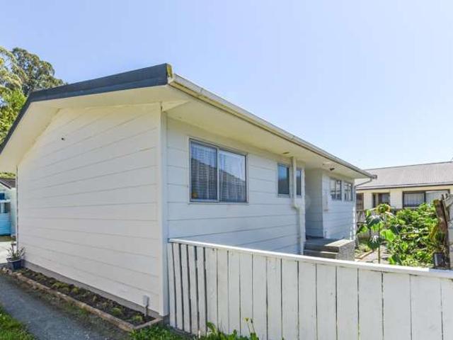 House for sale in Cable Bay, Nelson Bays
