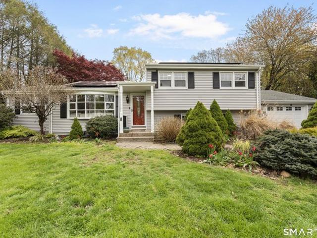 House for sale in North Haven, Connecticut