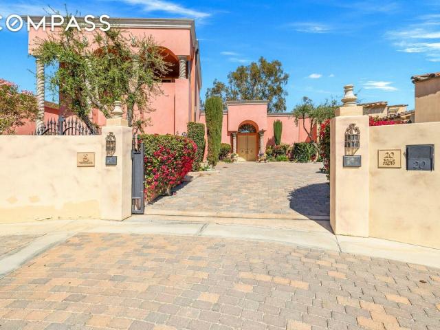 House for sale in Rancho Mirage