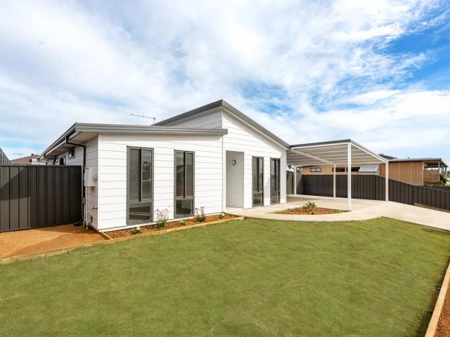 House for rent in Drummond Cove, Western Australia