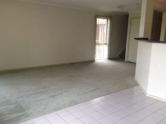 Townhouse for rent in Camerons Creek, Victoria