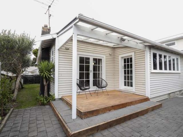 House for sale in Days Bay, Wellington