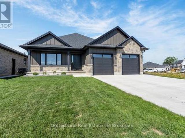 House for sale in Tillsonburg, Ontario