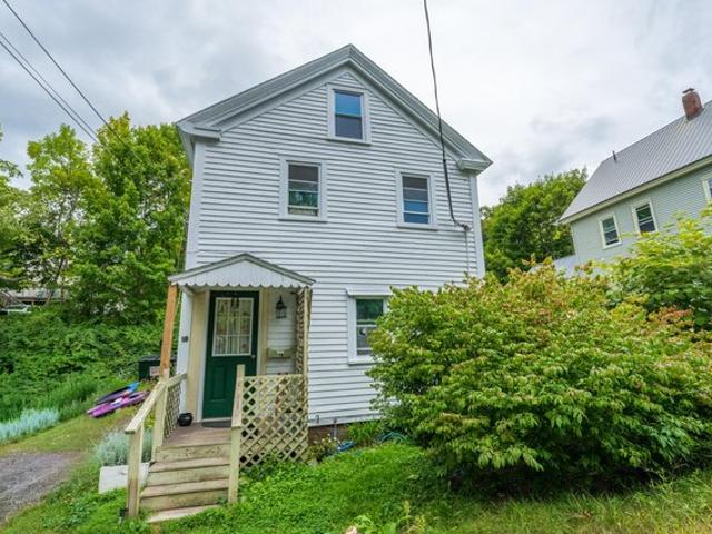 House for sale in Richmond, Sagadahoc County