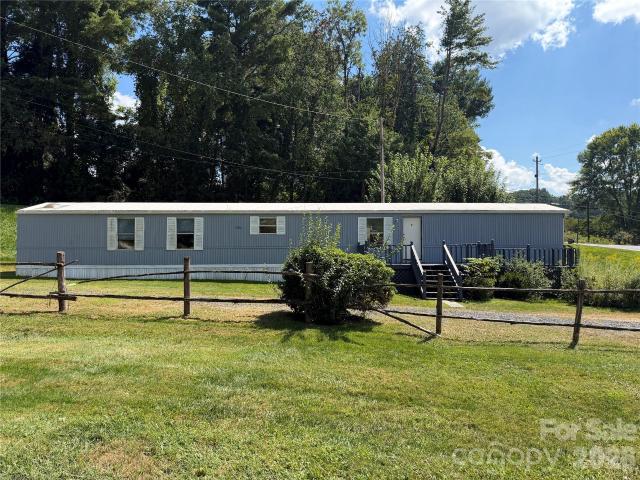 House for sale in Yancey, North Carolina