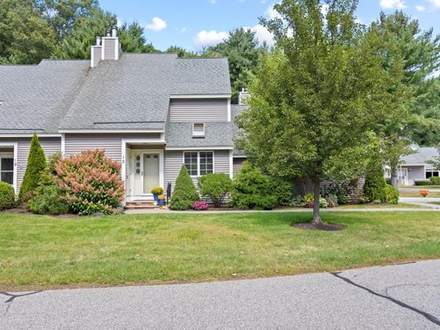 Townhouse for sale in Scarborough, Maine
