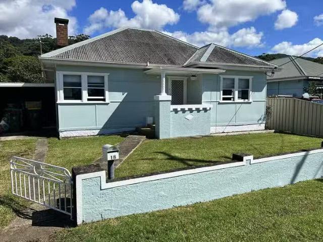 House for rent in Wollongong West, New South Wales