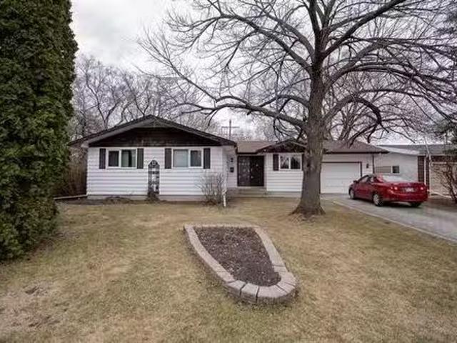 House for sale in East St. Paul, Manitoba