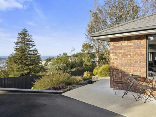 House for sale in Otakou