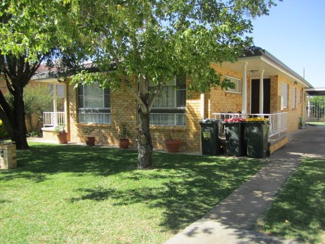 Apartment for rent in Piallamore, New South Wales