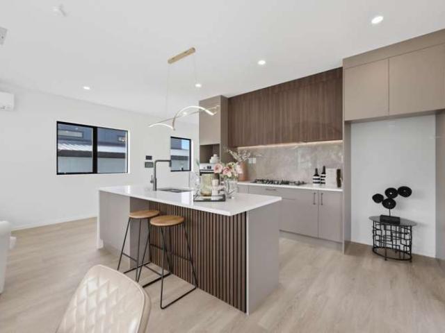House for sale in Wairau Valley