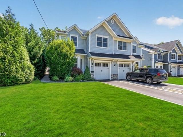 Townhouse for sale in Cranford, New Jersey