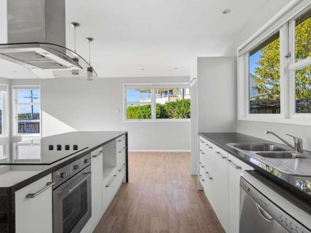 House for sale in Whangaparaoa