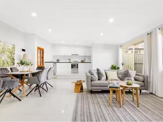 House for rent in Baulkham Hills, Sydney