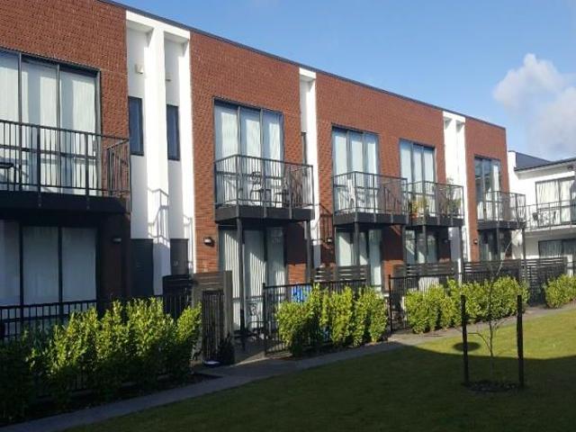 Apartment for rent in Heathcote, Canterbury