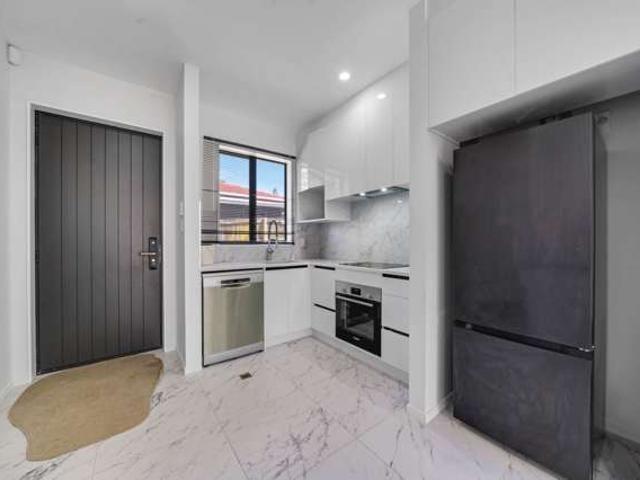 Townhouse for sale in Manurewa, Oroua County