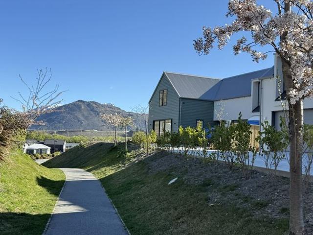 House for rent in Shotover Country, Queenstown-Lakes District