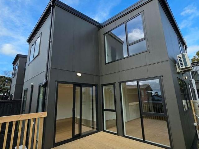 House for rent in Howick, Oroua County