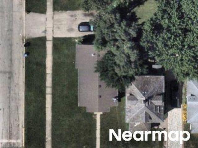 House for sale in Great Lakes, Illinois