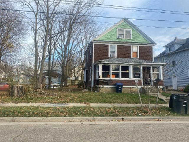 House for sale in Summit, Ohio